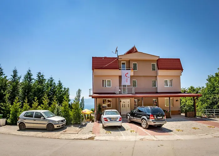 Villa Tesla