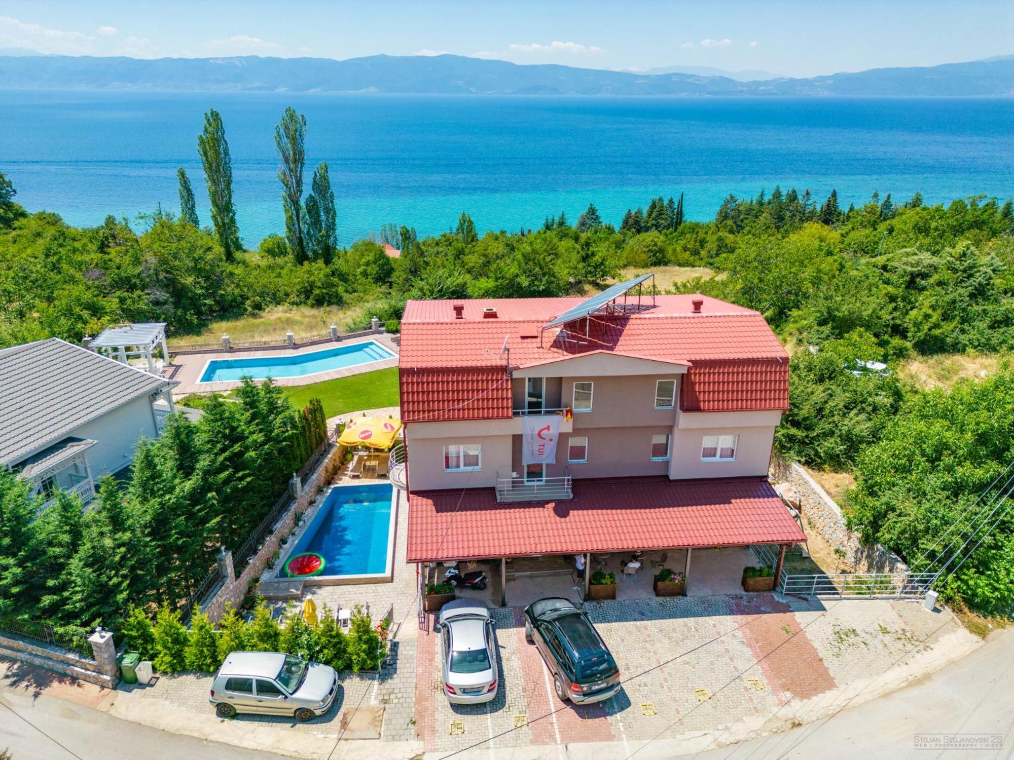 Tesla Apartament