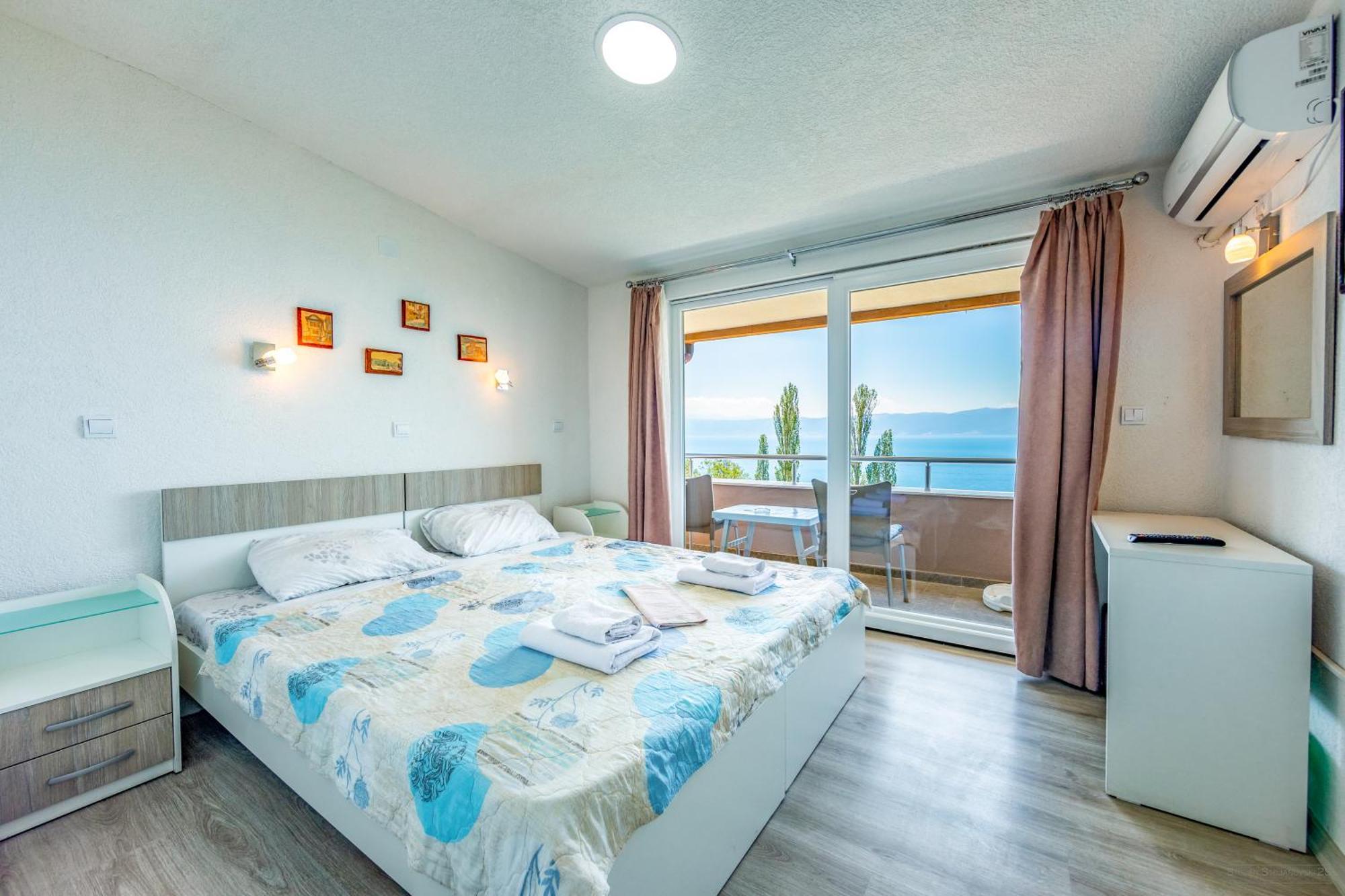 Tesla Apartament Ochryda